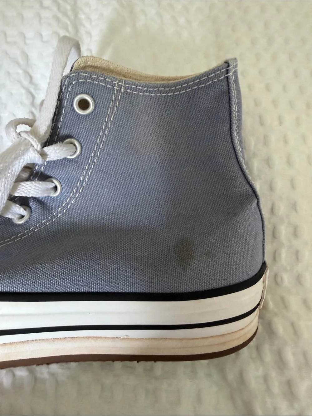 Converse Kids' Chuck Taylor High Top Sneakers - denim color. Size 4!